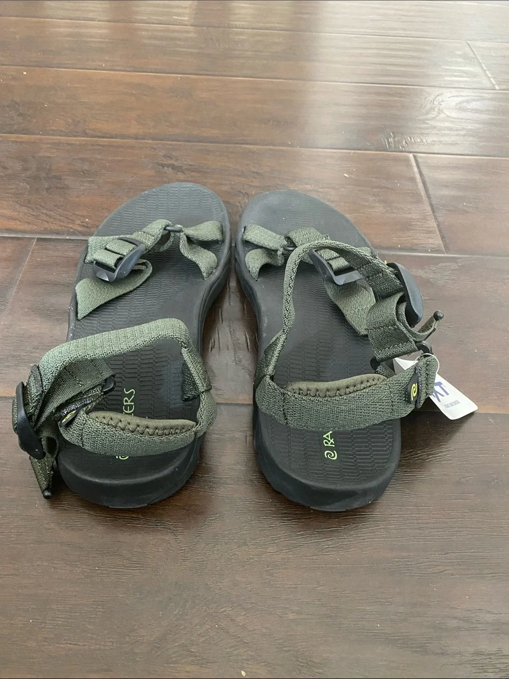 New with box Rafters still water olive color sandals men’s size 11